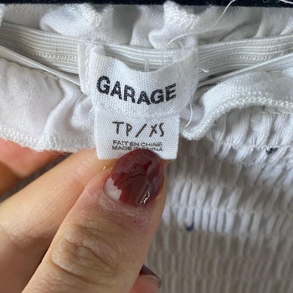 Off the shoulder Garage floral romper in size XS - Picture 2 of 3